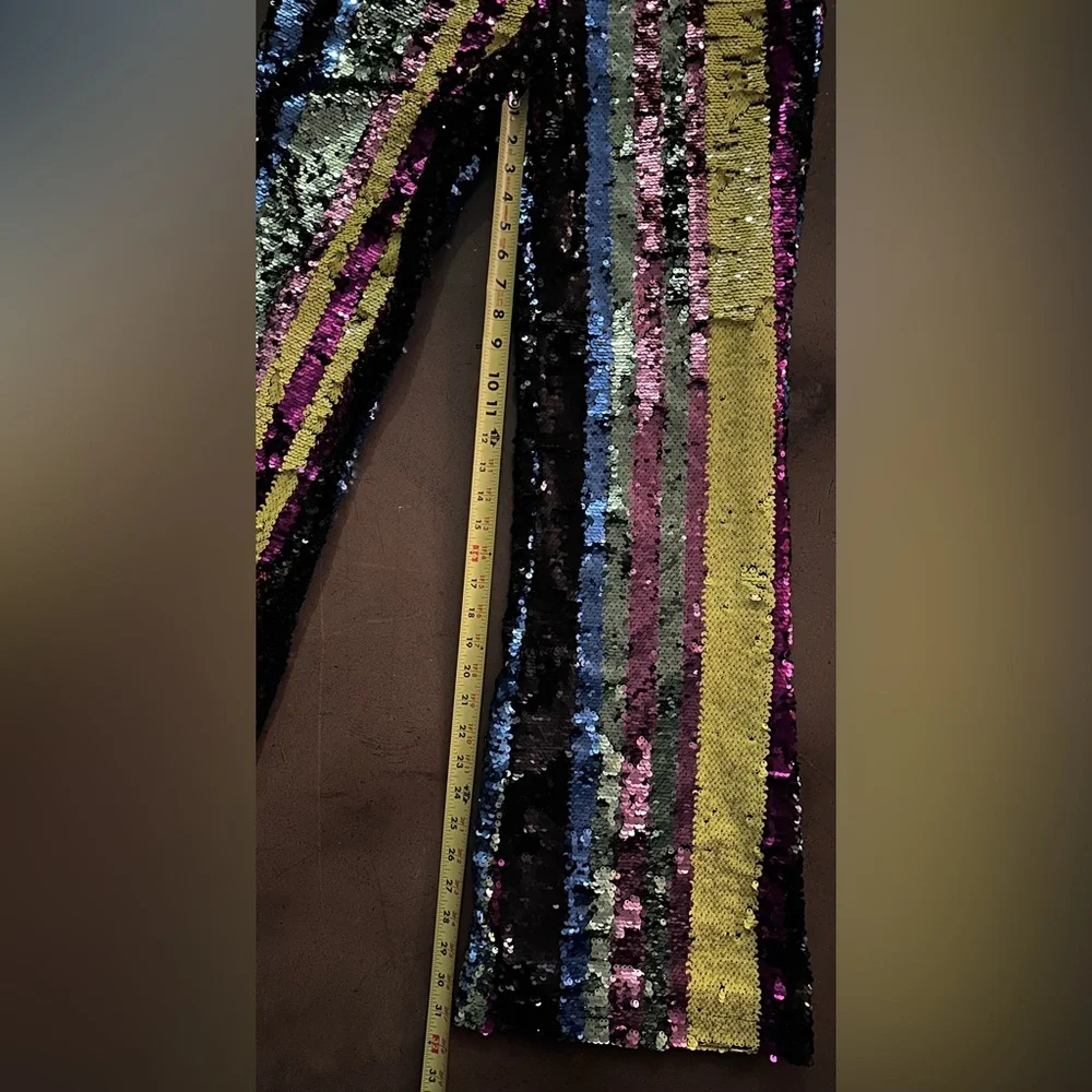 ✨🎉 Strut your game in sequins 🎉✨ Forever 21 sequin striped pants 🌈🕺 - Picture 4 of 10